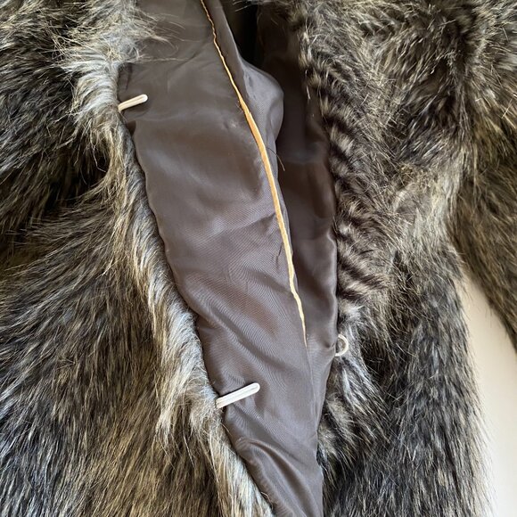 H&M Faux Fur Short Jacket Sz 8-12 - Picture 5 of 12